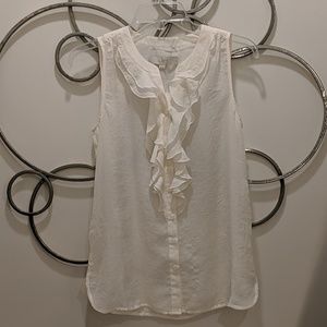 Loft top with ruffle